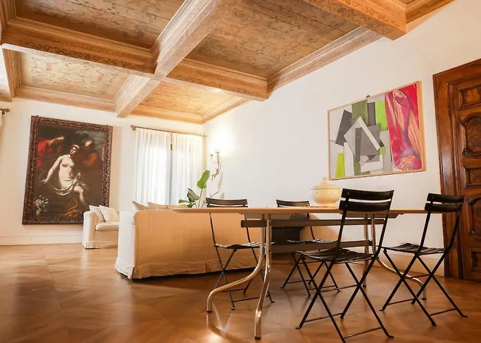 Ht - Casa Del Pittore In Piazza Delle Erbe
