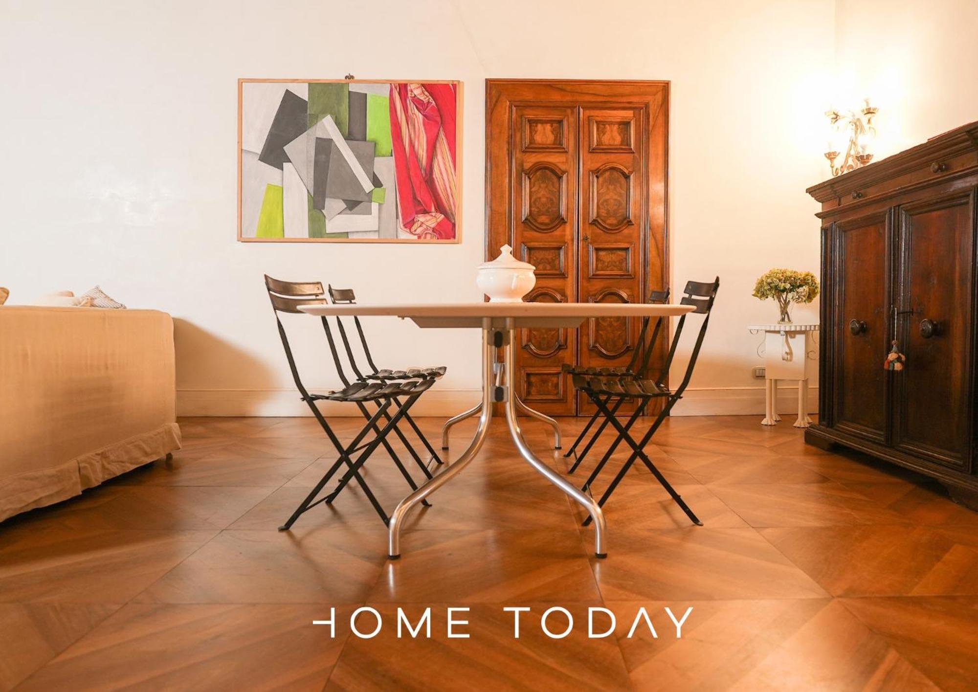 Ht - Casa Del Pittore In Piazza Delle Erbe *